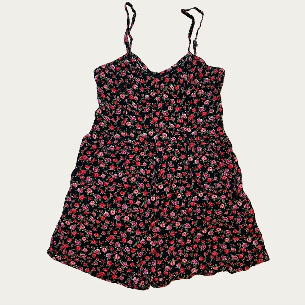 Xhilaration Black and‎ Pink Floral Women’s 90’s Style Romper Pockets